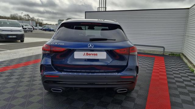 Mercedes Benz Gla image 8