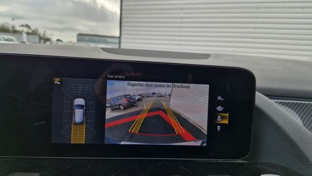 Mercedes Benz Gla image 7