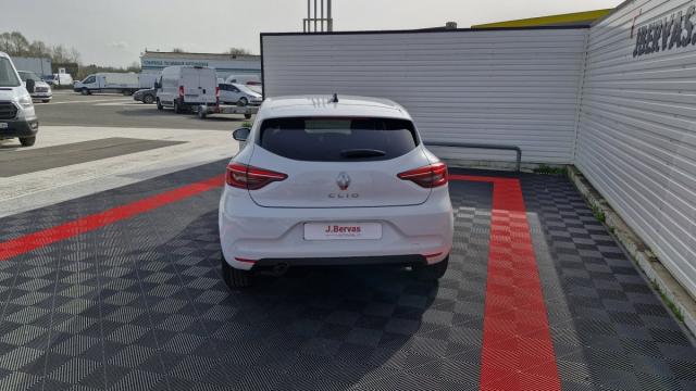 Renault Clio image 2