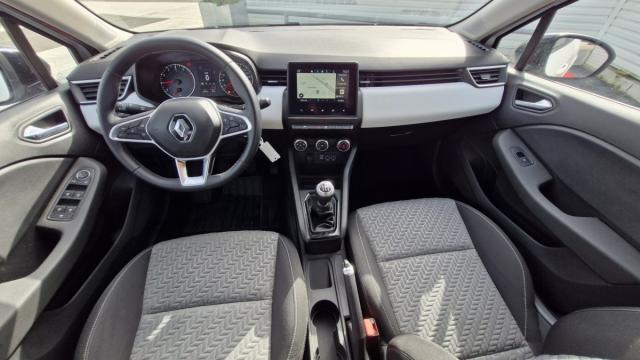 Renault Clio image 9