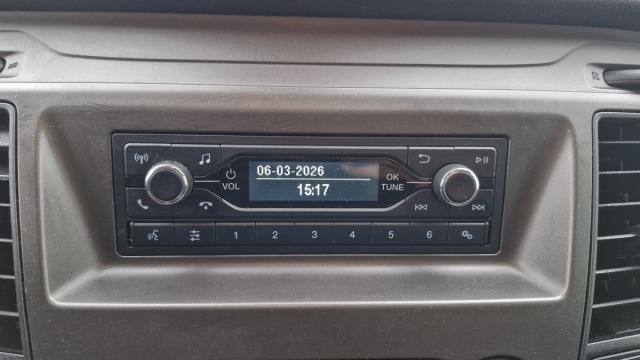 Ford Transit image 7