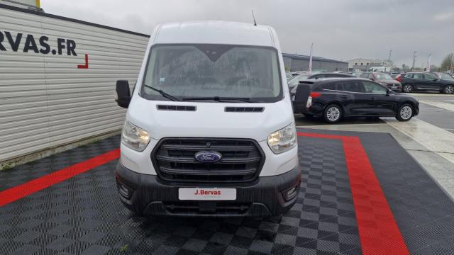 Ford Transit image 6