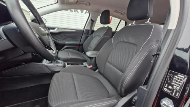 Ford Focus image 7