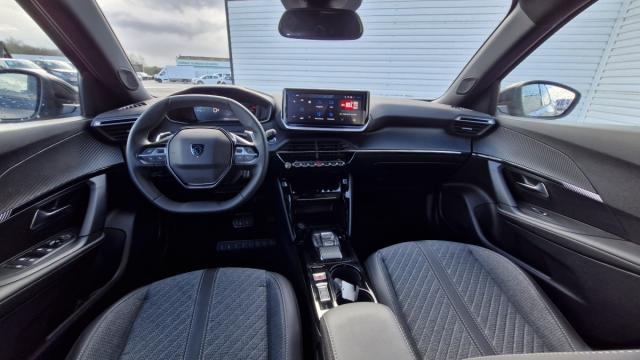 Peugeot 2008 image 5