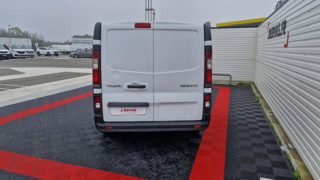 Renault Trafic image 8
