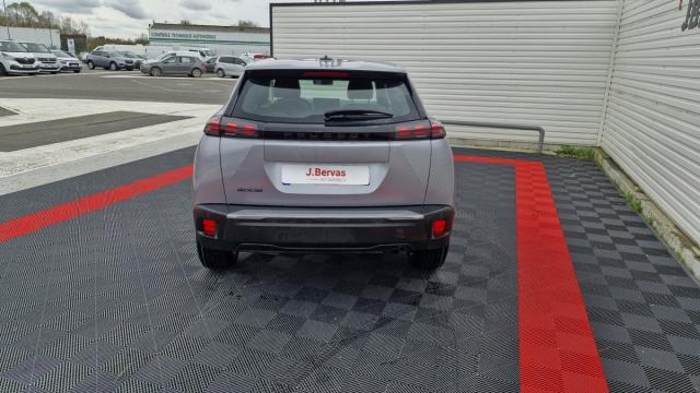 Peugeot 2008 image 3