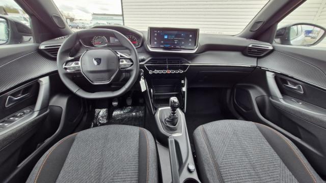 Peugeot 2008 image 1