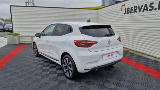 Renault Clio image 6