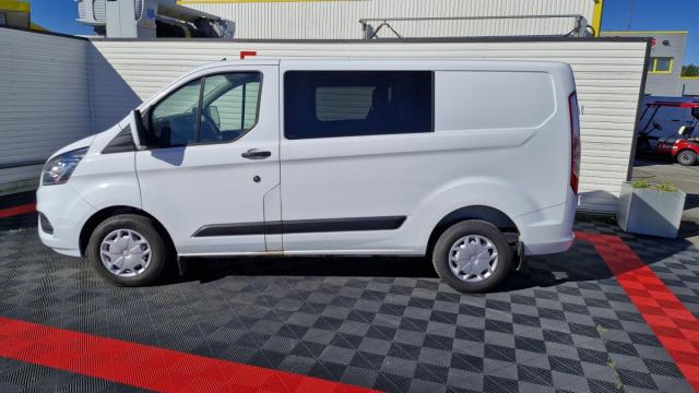 Ford Transit Custom image 3