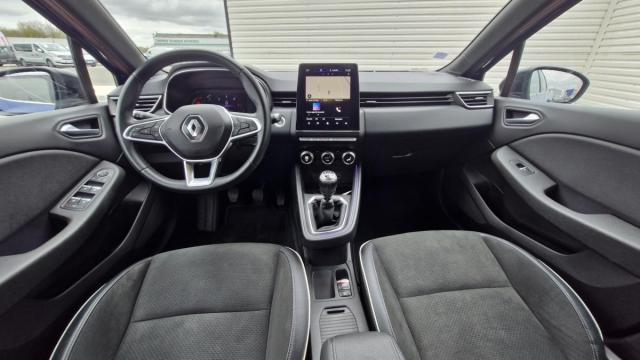 Renault Clio image 8
