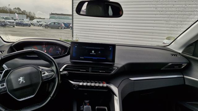 Peugeot 3008 image 1