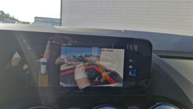 Mercedes Benz Gla image 5
