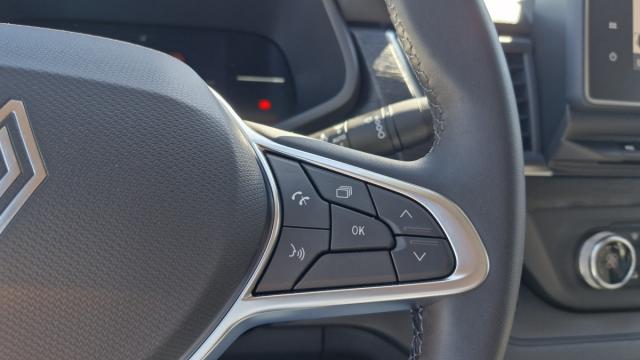 Renault Trafic image 8