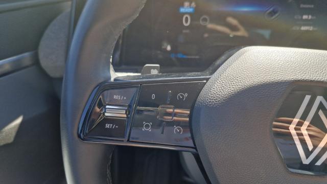 Renault Mégane E-Tech image 4