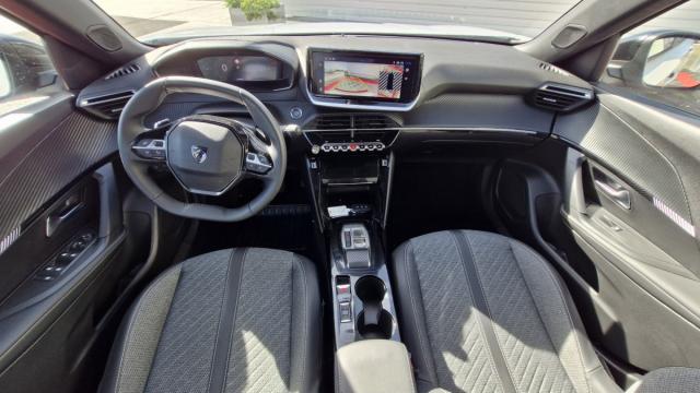 Peugeot 2008 image 4