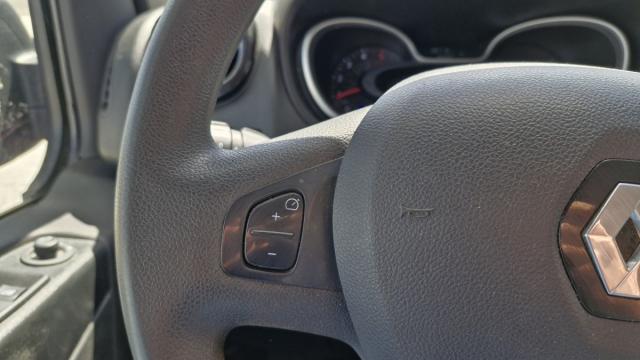 Renault Trafic image 3