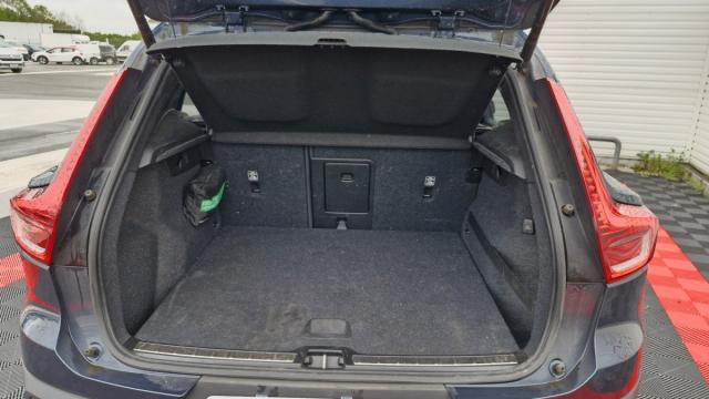 Volvo Xc40 image 9