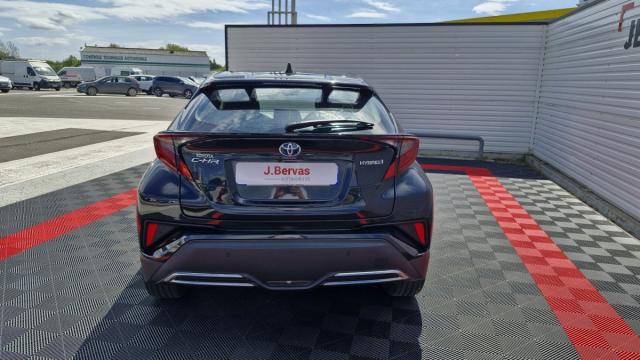 Toyota C-Hr image 2