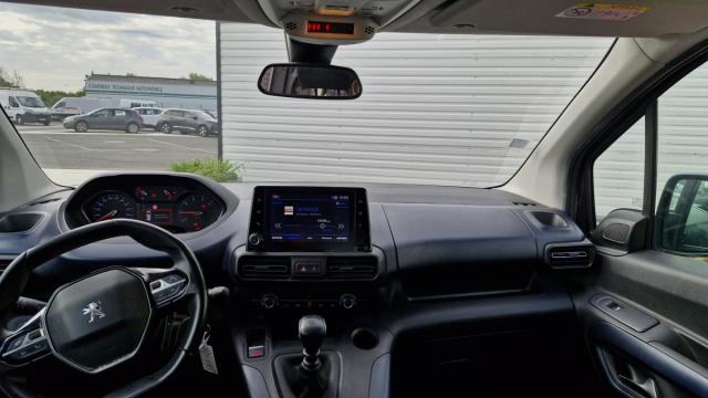 Peugeot Rifter image 4