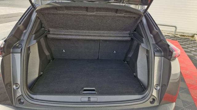 Peugeot 2008 image 2