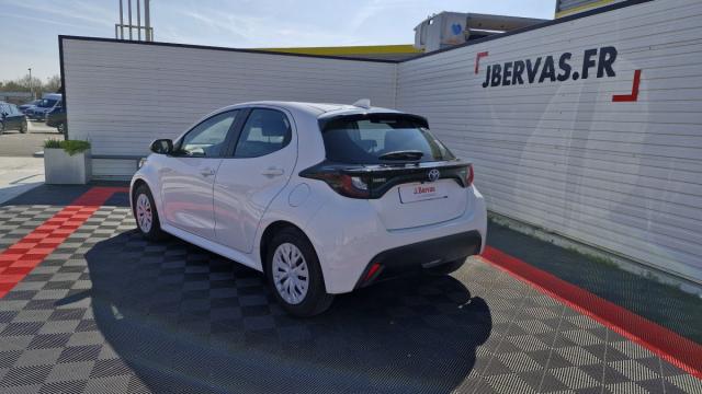 Toyota Yaris image 2