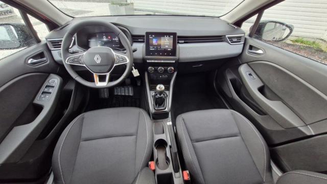 Renault Clio image 6