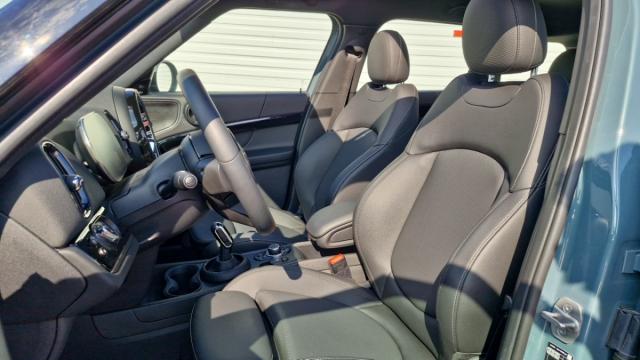 Mini Countryman image 9