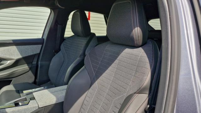 Peugeot 3008 image 1