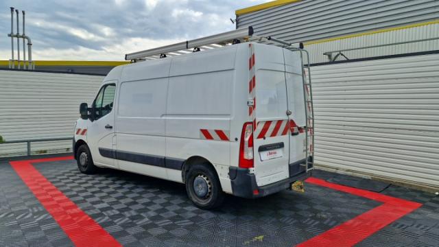 Renault Master image 1