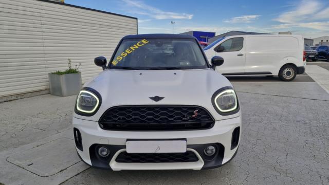 Mini Countryman image 8