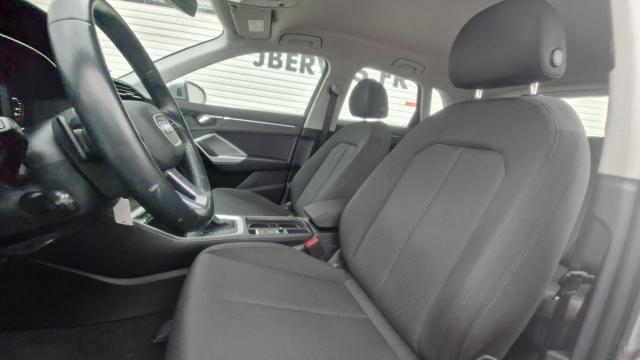 Audi Q3 image 9