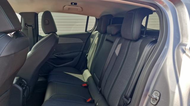 Peugeot 308 image 2