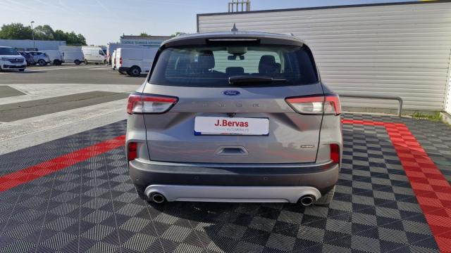Ford Kuga image 6