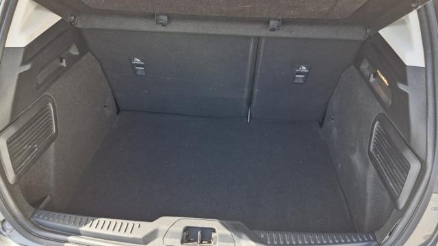 Ford Focus image 7