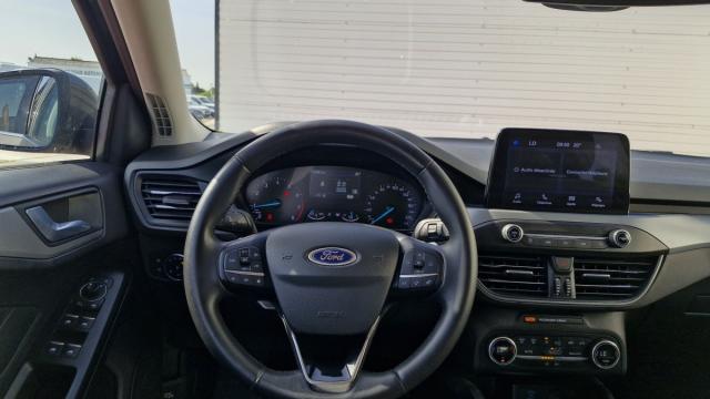 Ford Focus image 9