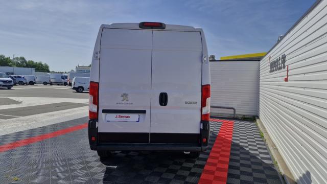 Peugeot Boxer image 1