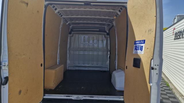 Peugeot Boxer image 8