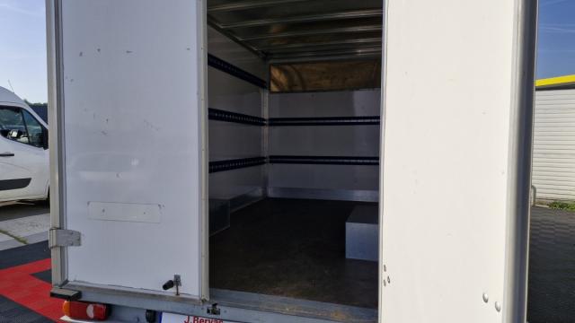 Renault Master image 1