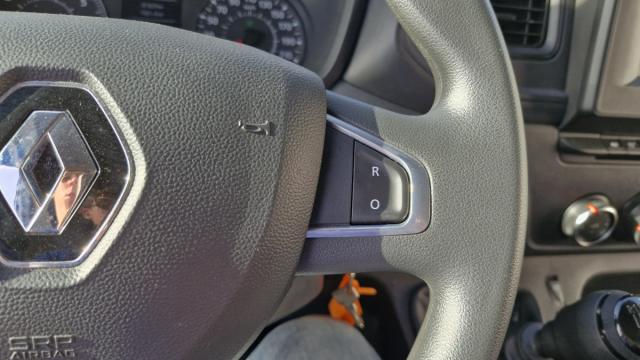 Renault Master image 3