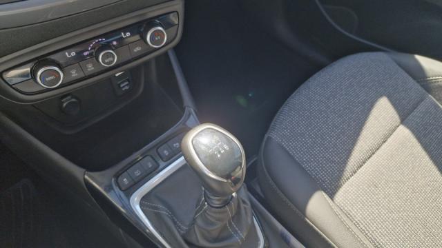 Opel Crossland image 5