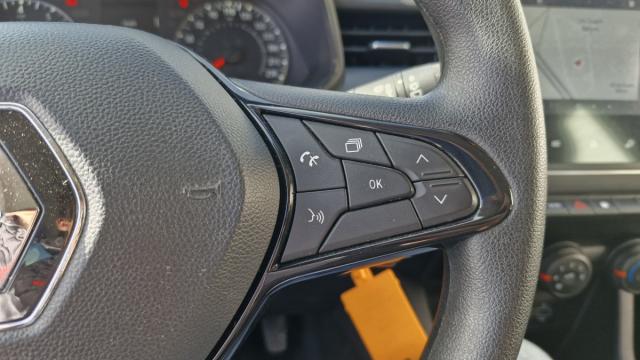 Renault Clio image 9