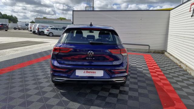 Volkswagen Golf image 8