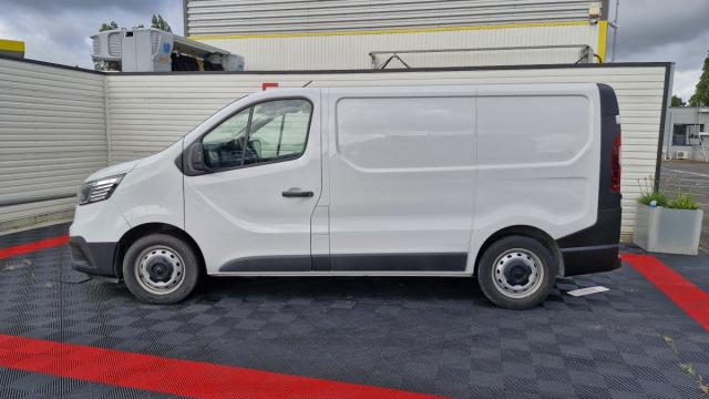 Renault Trafic image 3