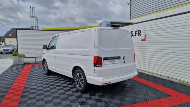 Volkswagen Transporter image 3