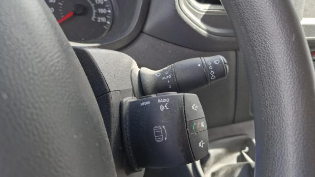 Renault Master image 6