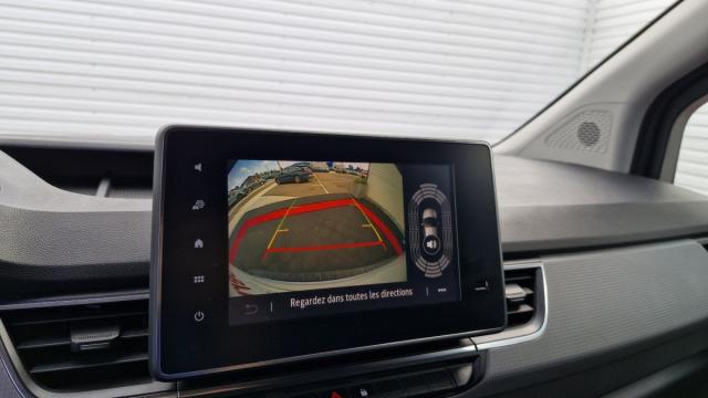 Nissan Townstar image 6
