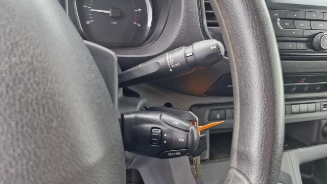 Peugeot Expert image 3