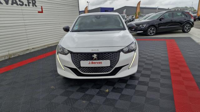 Peugeot 208 image 9