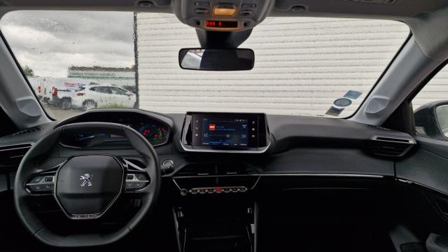 Peugeot 208 image 4