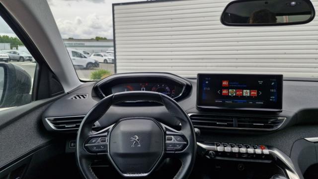 Peugeot 5008 image 2